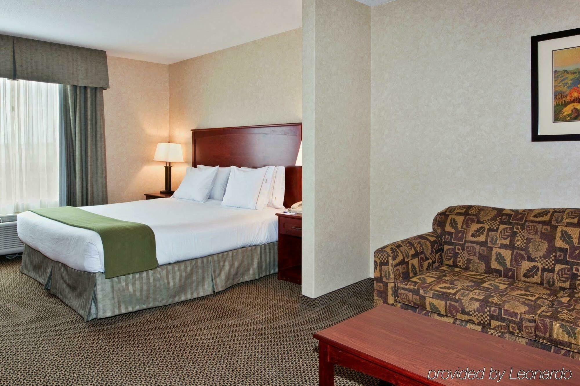 Hotel Express North By Ihg 3*